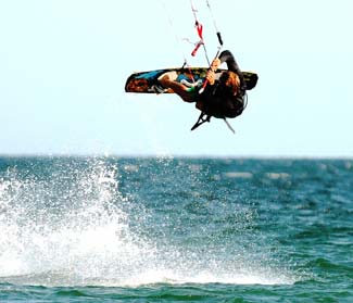 kitesurfing freestyle