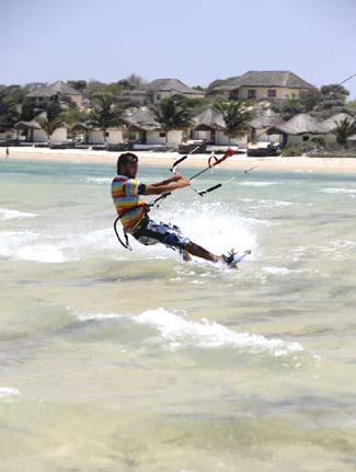kitesurfing in the ifaty lagoon
